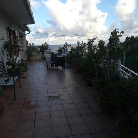 Hotel La Casa Delle Delizie à Messine Extérieur photo