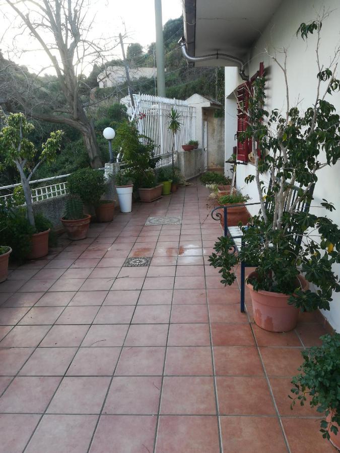 Hotel La Casa Delle Delizie à Messine Extérieur photo
